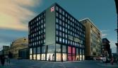 CitizenM1